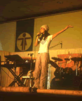 je2nd2.jpg (42,407 bytes)