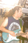chris_081.jpg (30kb)