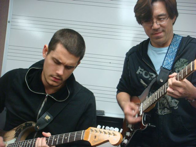 トモ藤田の「Bostonギター道場」(by Fujita, Tomo): 第25回 "John Mayer at Berklee"